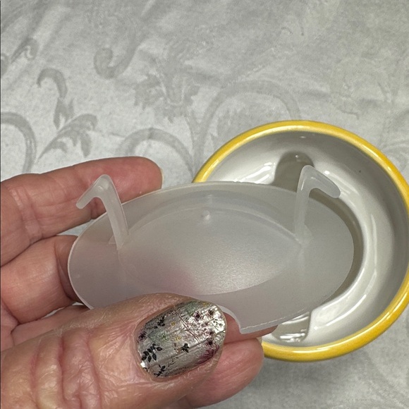 RARE , like new, “Morning Buzz” 12oz ceramic travel mug. - Picture 6 of 8